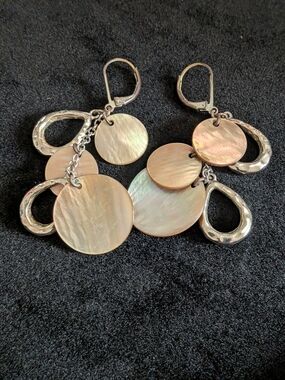 Shell Disk and Silver Teardrop Dangle Earrings - Pink Shell